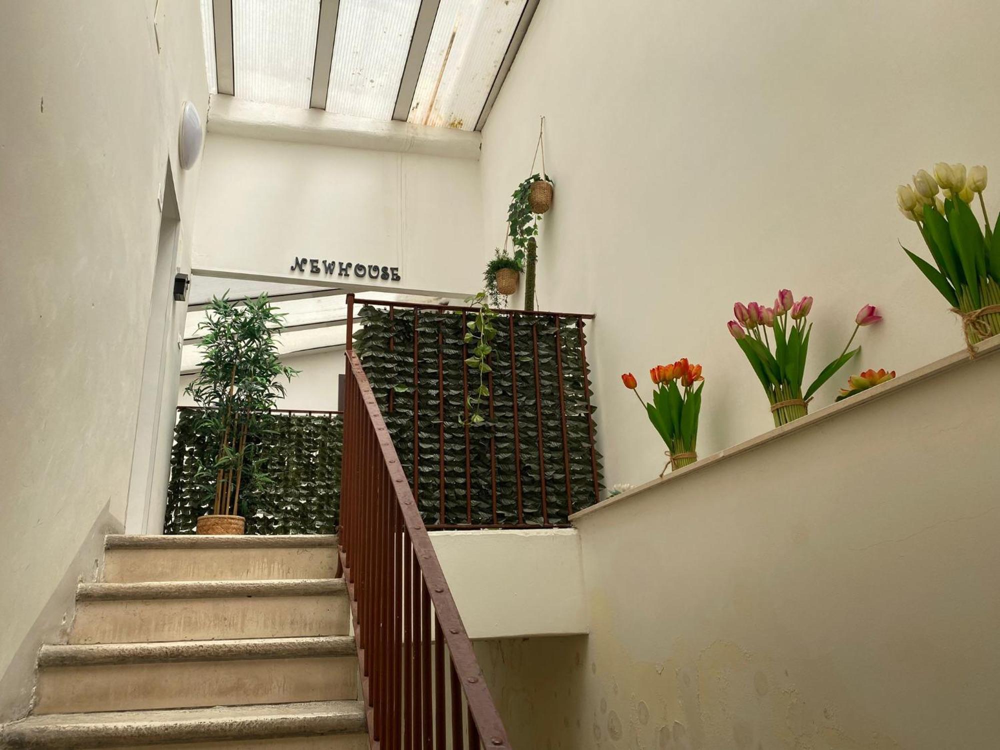 Newhouse Dante Apartment Бари Екстериор снимка