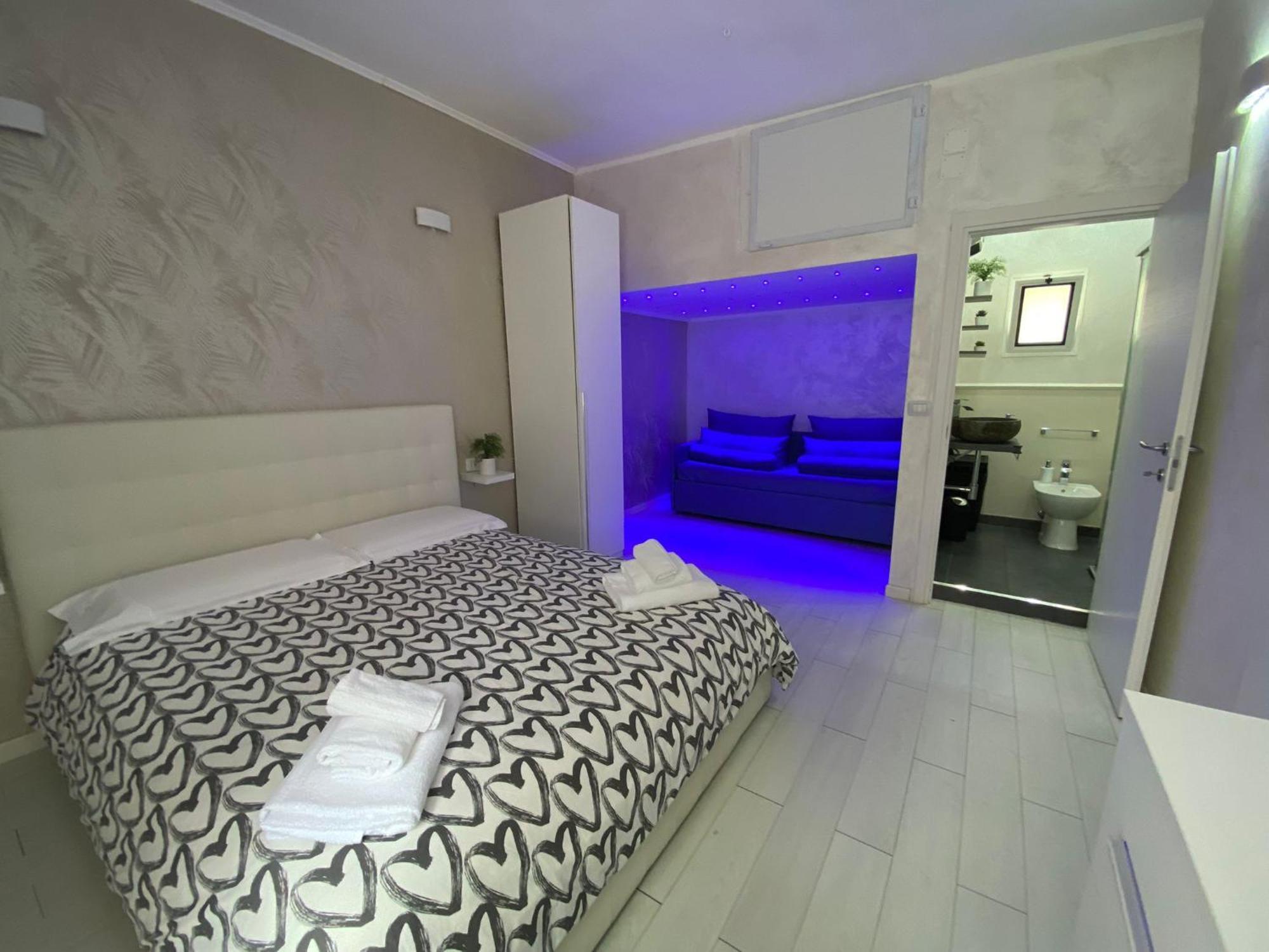 Newhouse Dante Apartment Бари Екстериор снимка