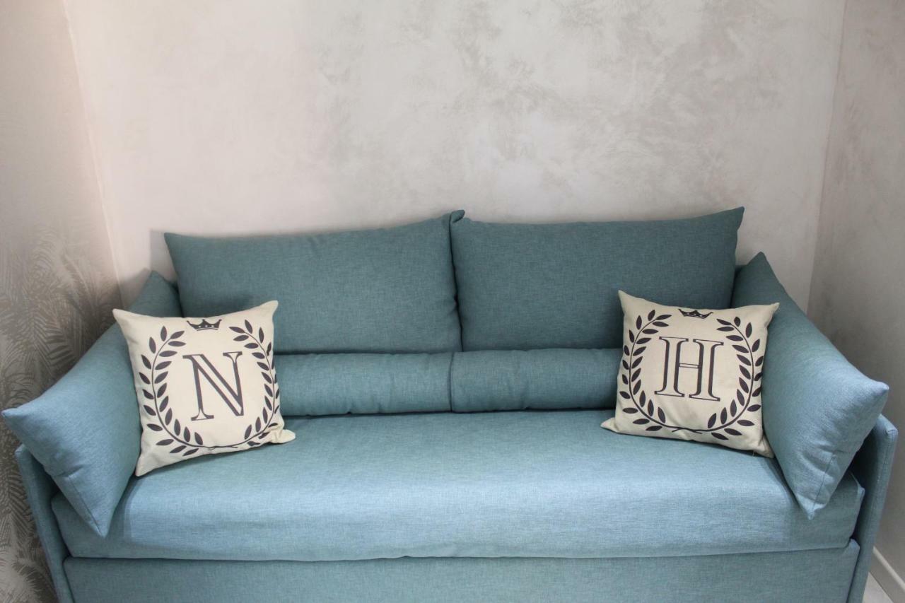 Newhouse Dante Apartment Бари Екстериор снимка